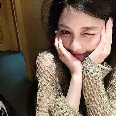 白色的女人